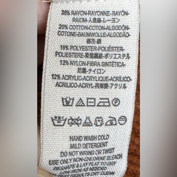 NEW Free People Women’s Oversized Long Turtleneck Sweater Size M - Picture 8 of 8